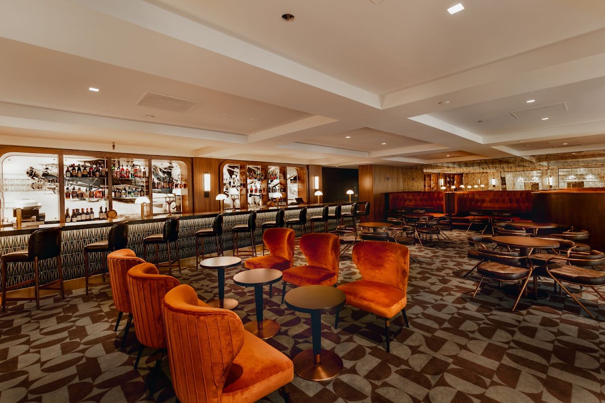 1922 Bar & Lounge 3