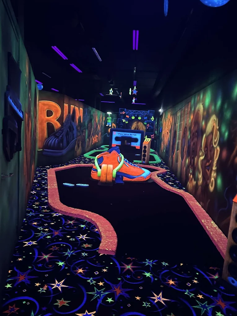 Glowgolf Amsterdam-Noord