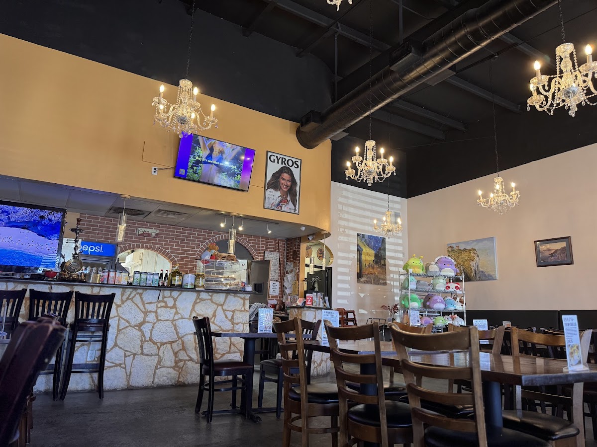 Aladdin Mediterranean Café, foto 1