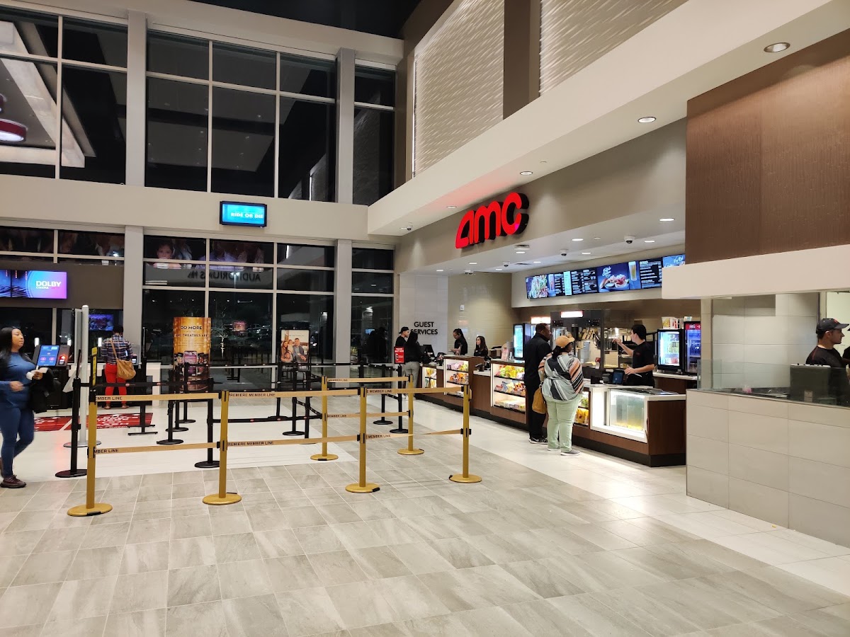 AMC DINE-IN Tech Ridge 10 3