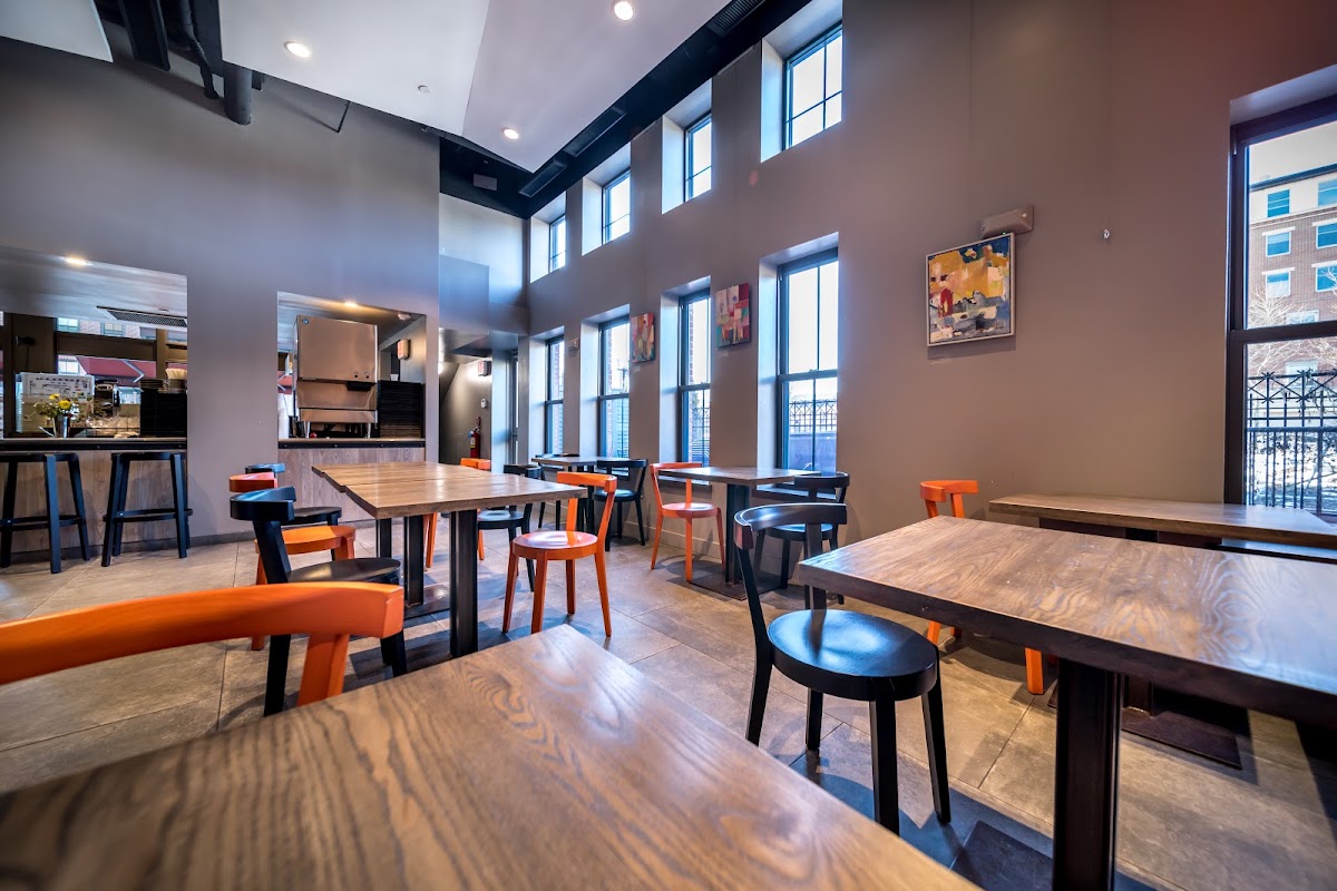 anoush'ella - Romantic date spot in Boston