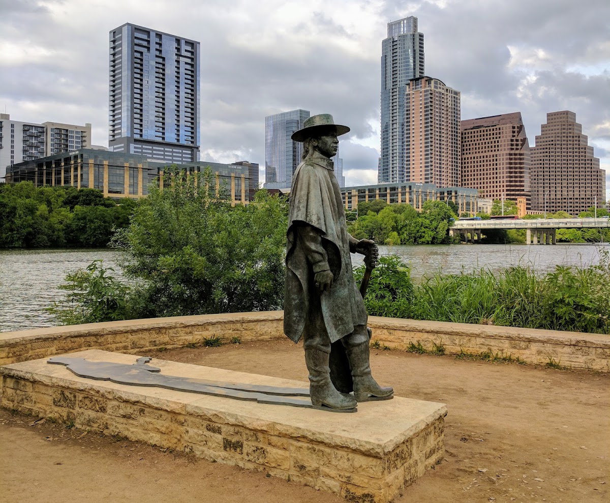 Auditorium Shores at Town Lake Metropolitan Park 4