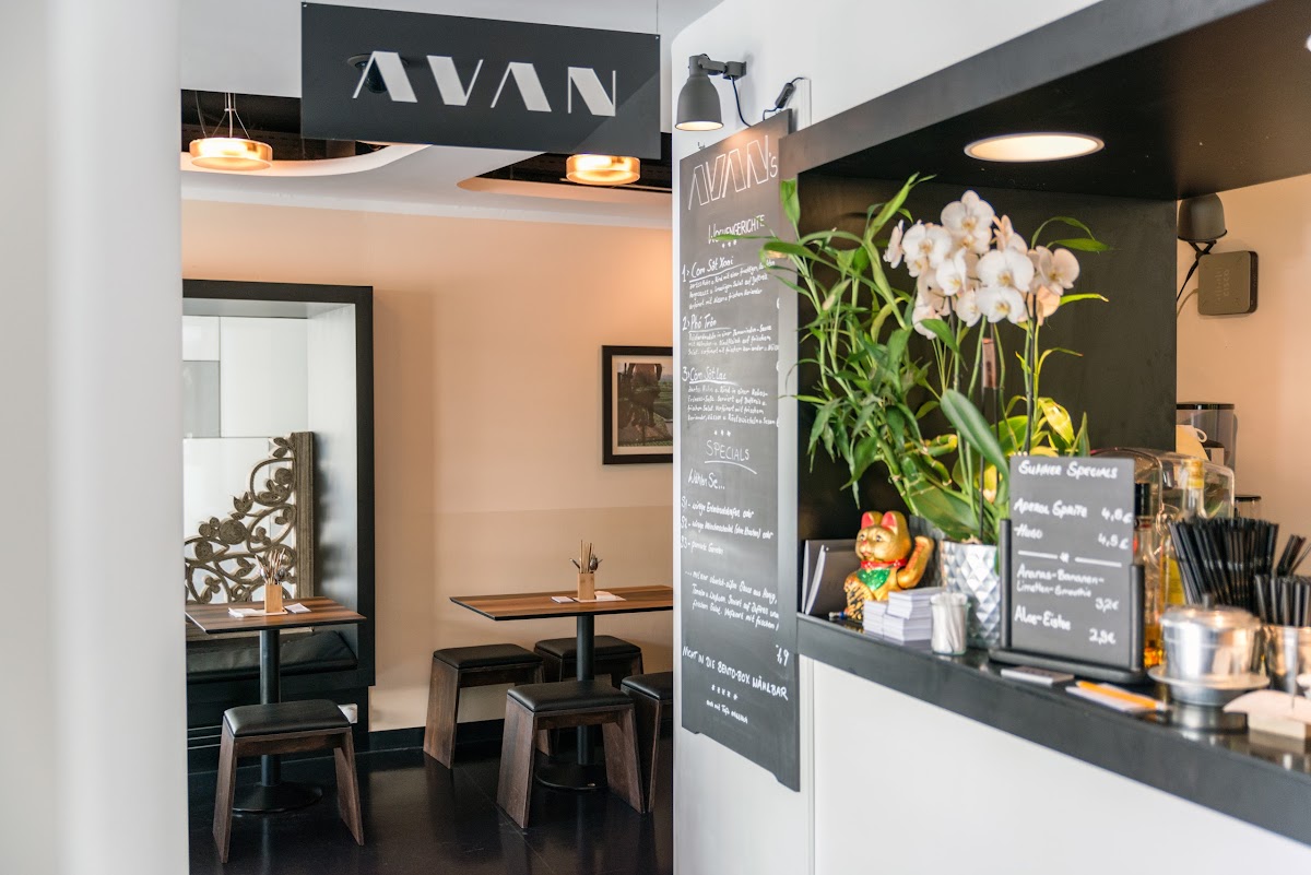 AVAN, foto 1