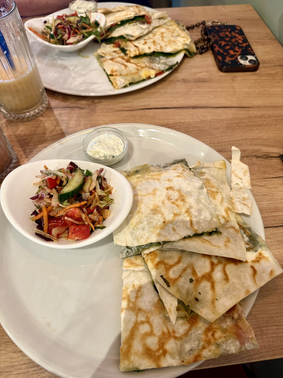 Ayos Lunchroom. Voor Ontbijt, Lunch en Diner, Foto 4