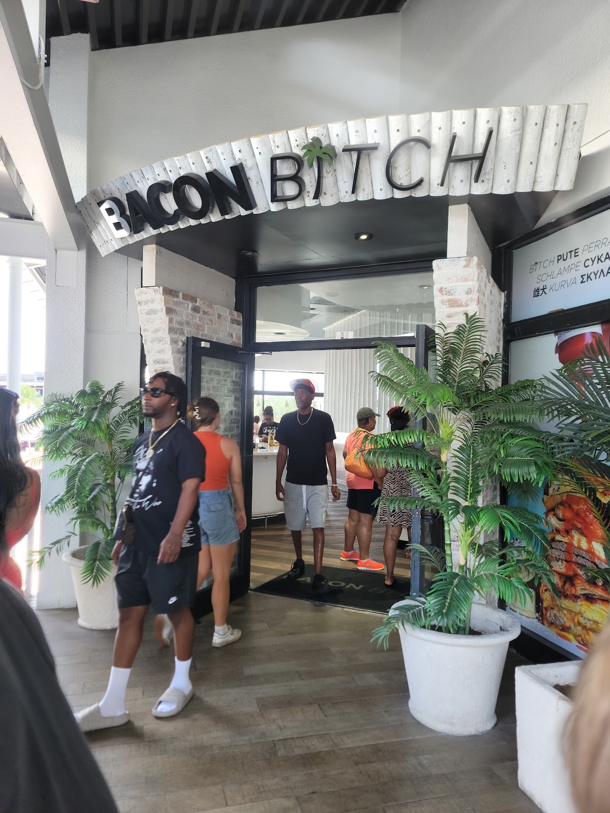 Bacon Bitch, foto 4