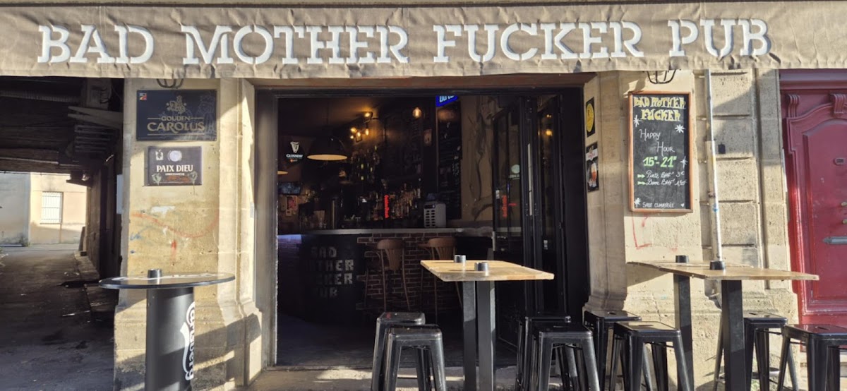 Bad Mother F. Pub, foto 1