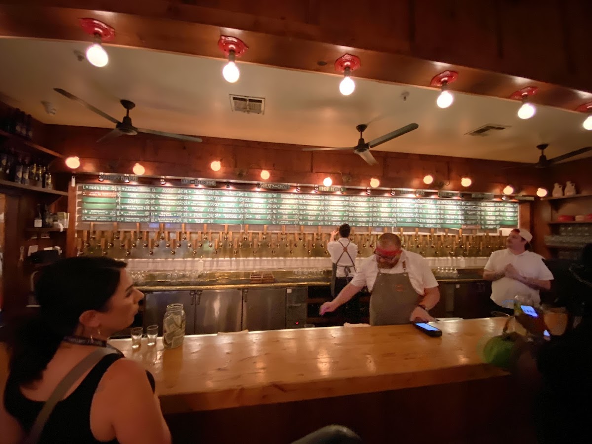 Banger's Sausage House & Beer Garden, foto 4