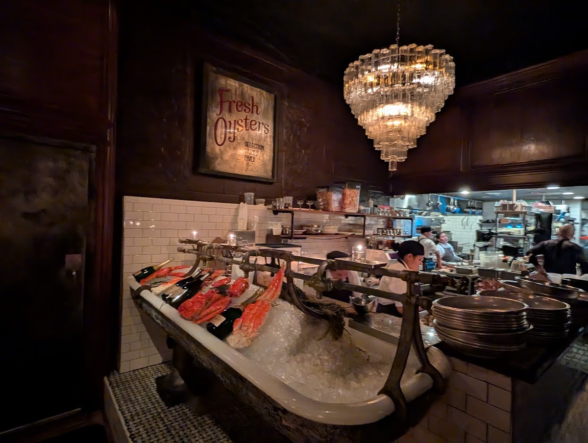 Bavette's Bar & Boeuf 2