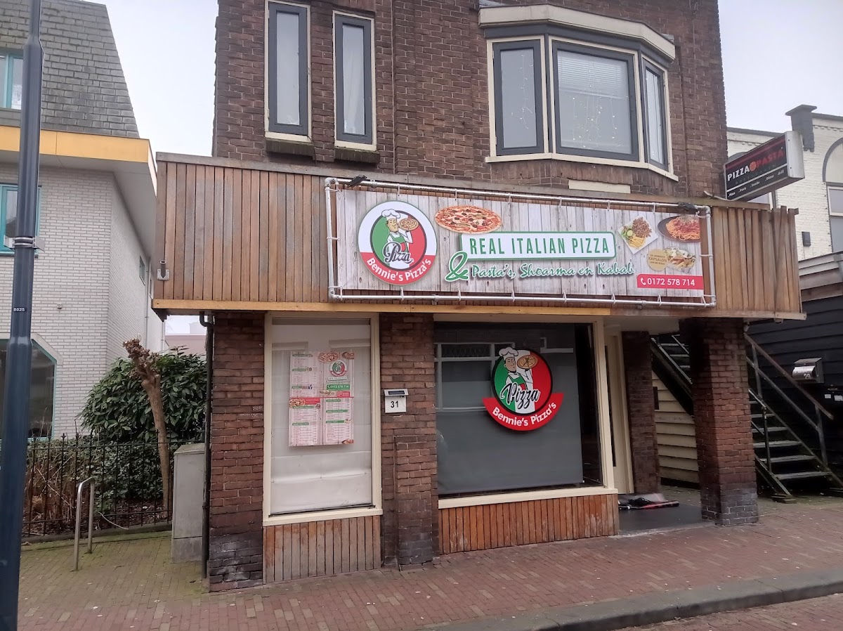 Bennie's Pizza's, photo 2