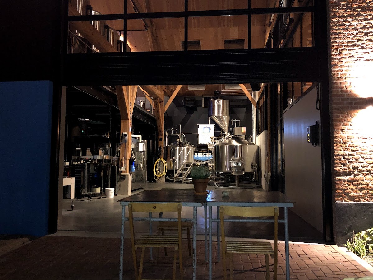 Bierbrouwerij en Bierlokaal De Magistraat, foto 1
