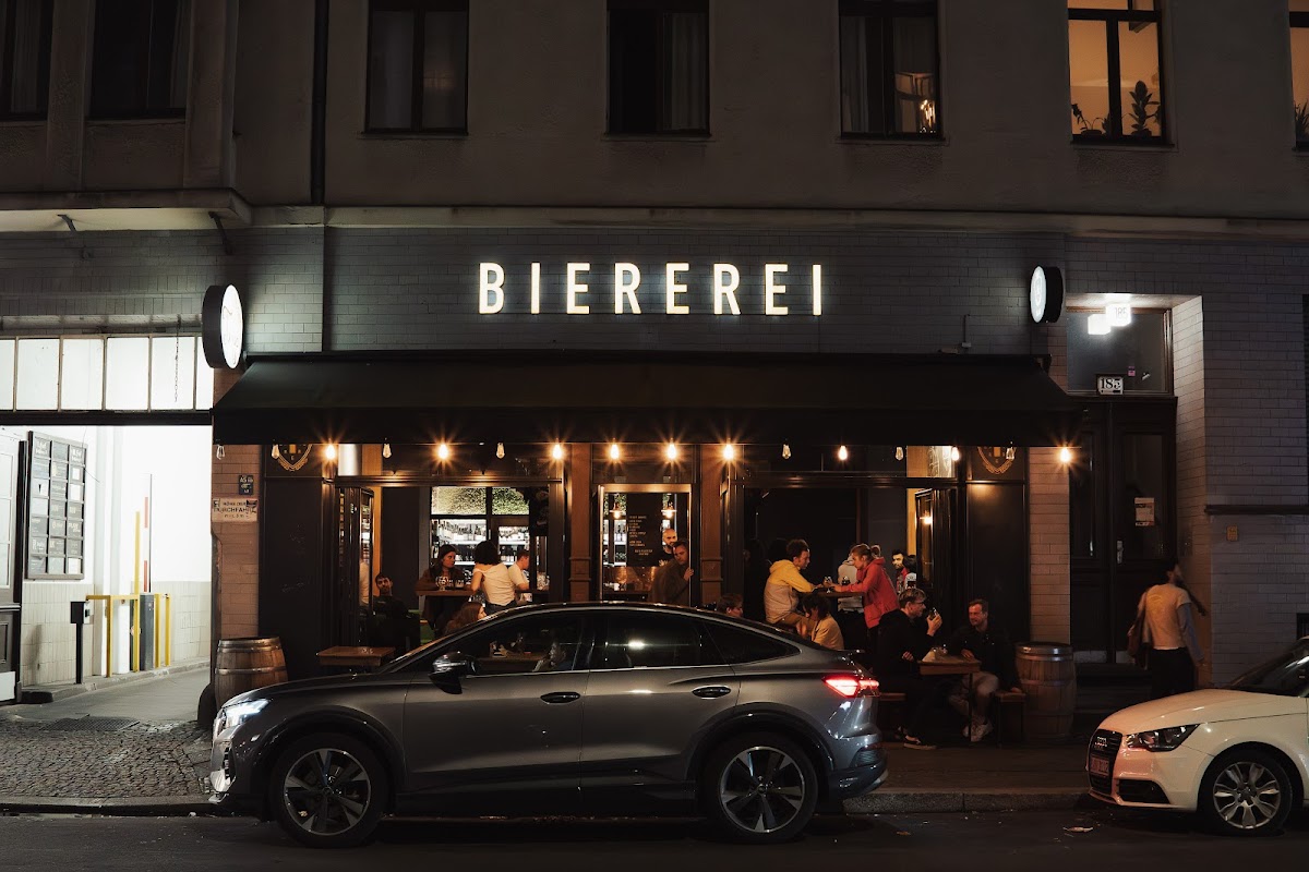 Biererei Bar & Vintage Cellar, photo 2
