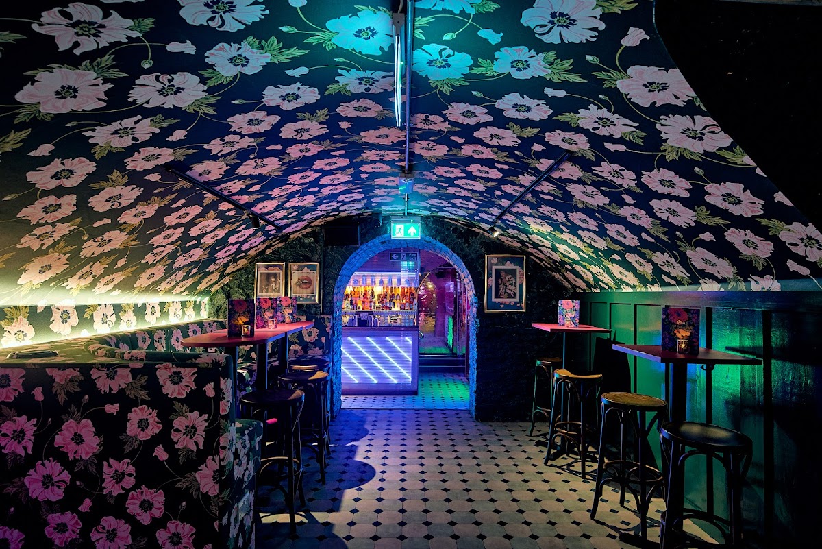 Blame Gloria - Cocktail Bar in Bristol, foto 3