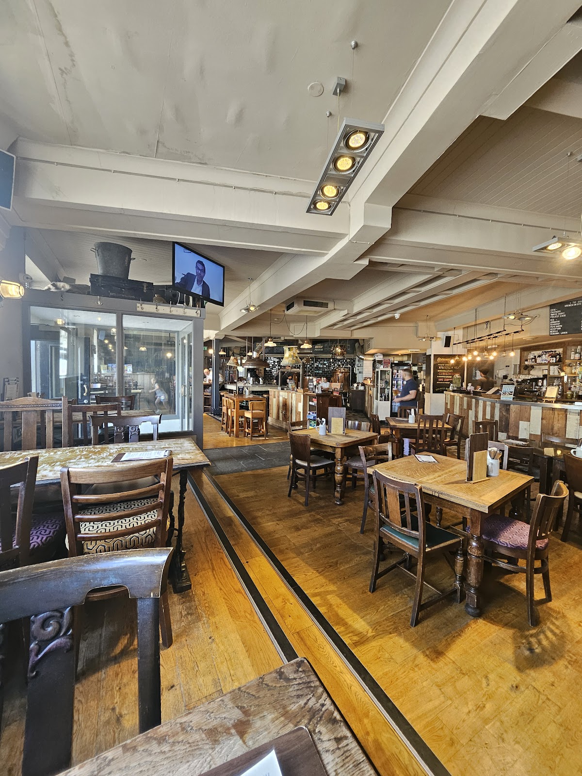 Brewhouse & Kitchen - Bristol, photo 4