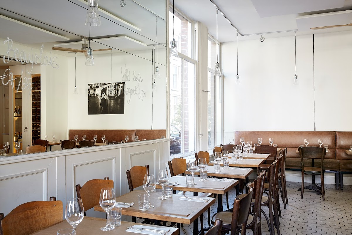 BUFFET van Odette - Romantic date spot in Amsterdam