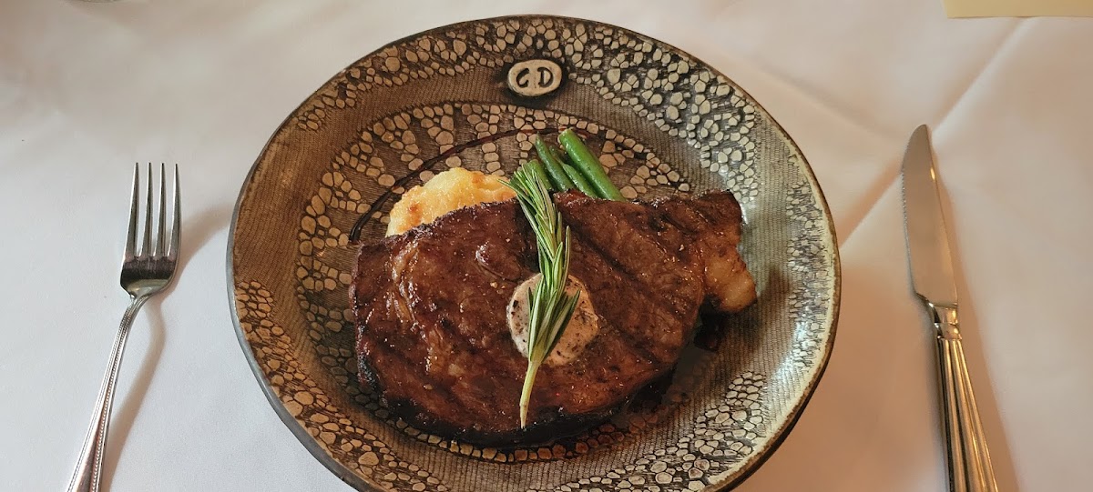 Cafe Dupont 3