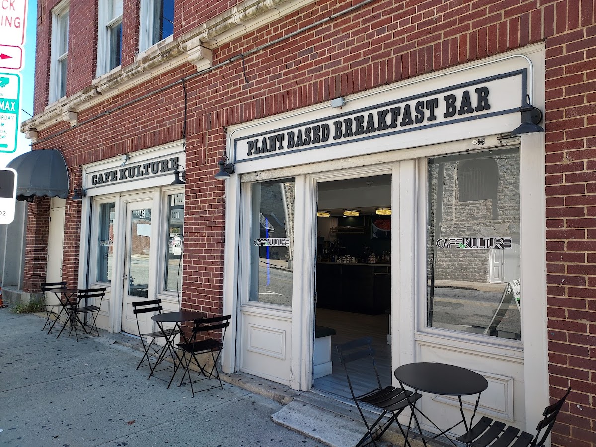 Cafe Kulture - Romantic date spot in Atlanta