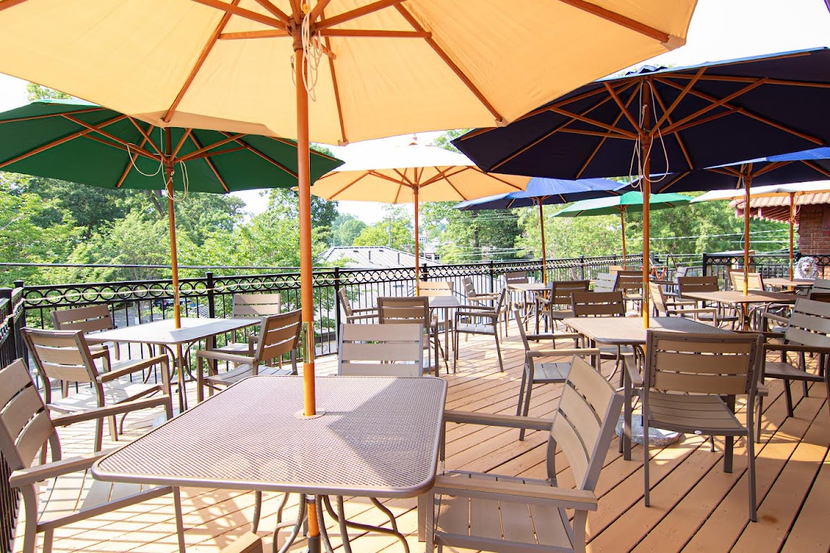 Cajun Queen - Romantic date spot in Charlotte