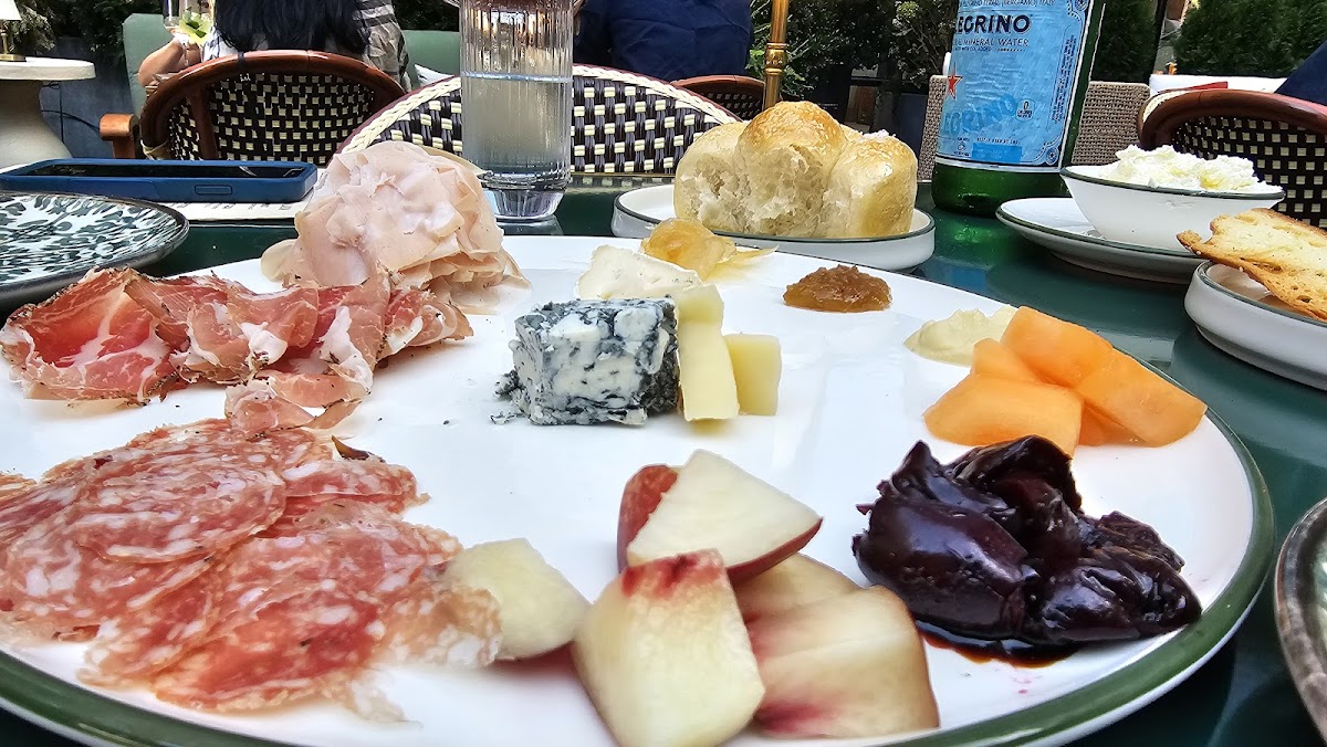 Capri Italian Steakhouse 2