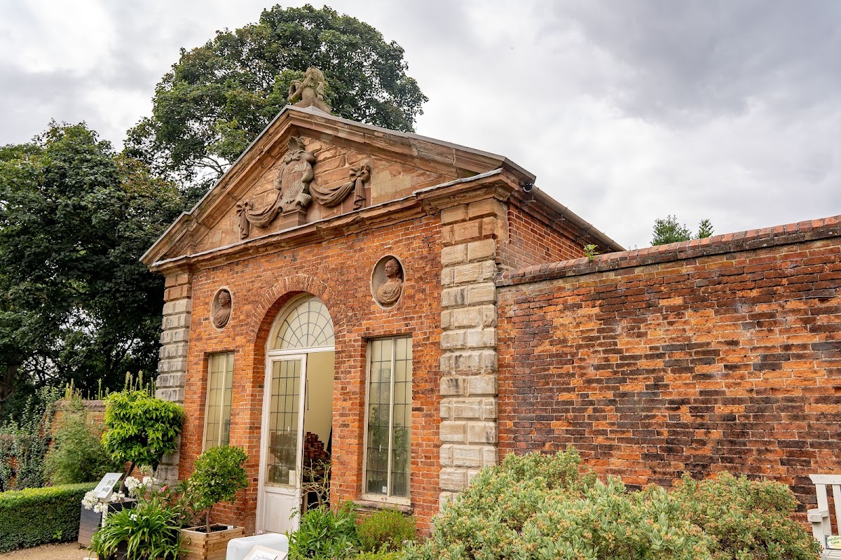 Castle Bromwich Historic Gardens, foto 2
