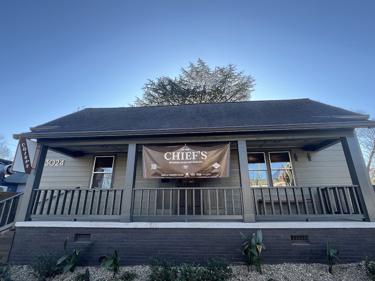 Chief’s Modern Cocktail Parlor & Coffee Shop 3