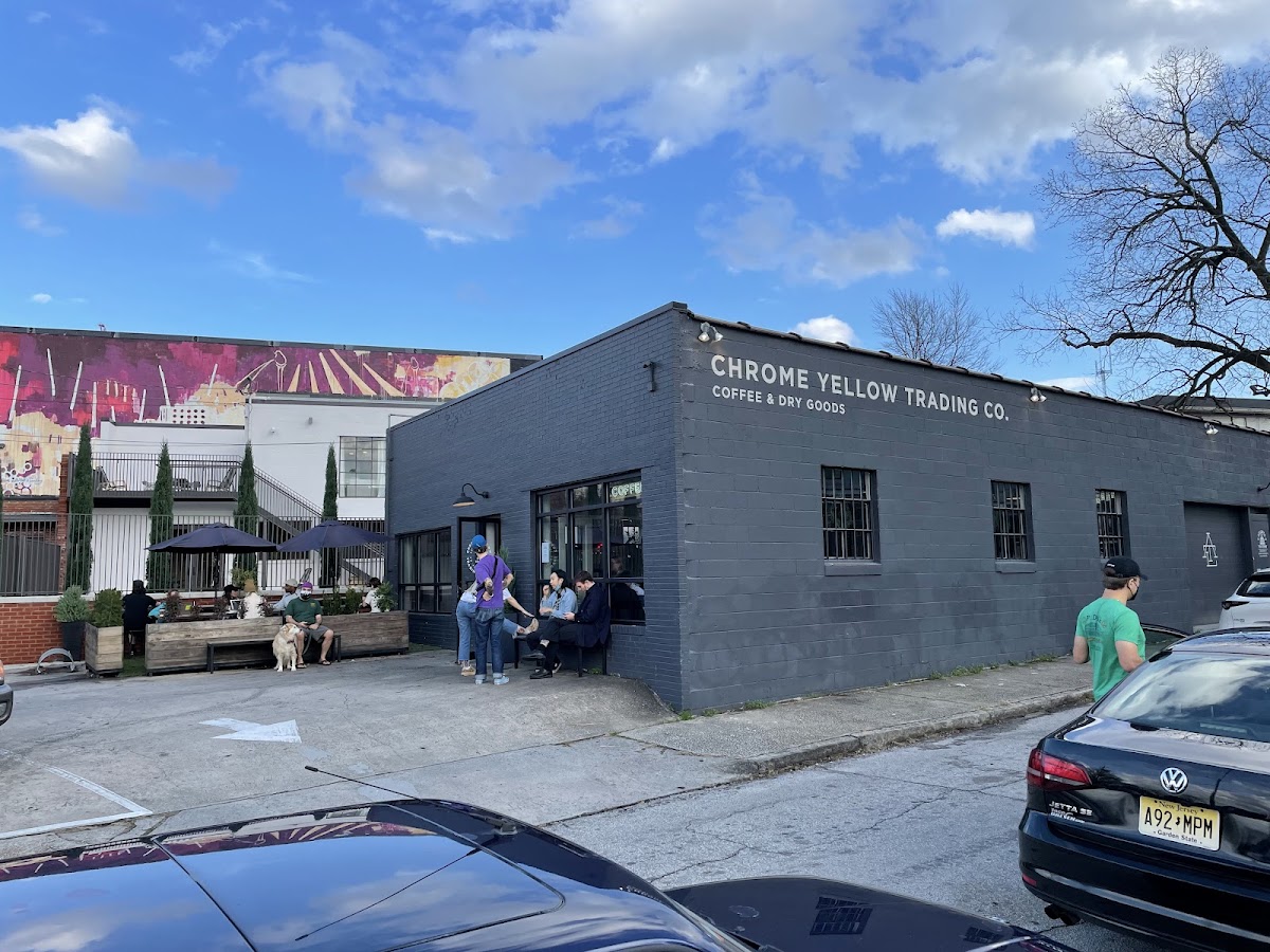 Chrome Yellow - Romantic date spot in Atlanta