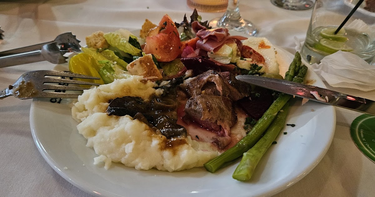 Cowboy Brazilian Steakhouse, foto 3