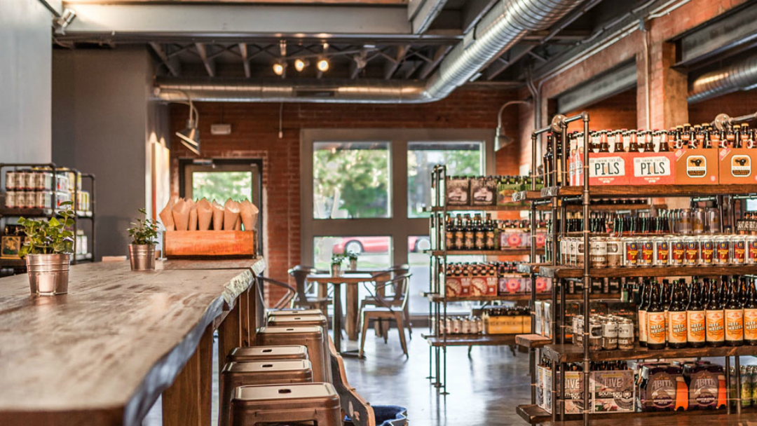 Craft Tasting Room and Growler Shop, photo 1