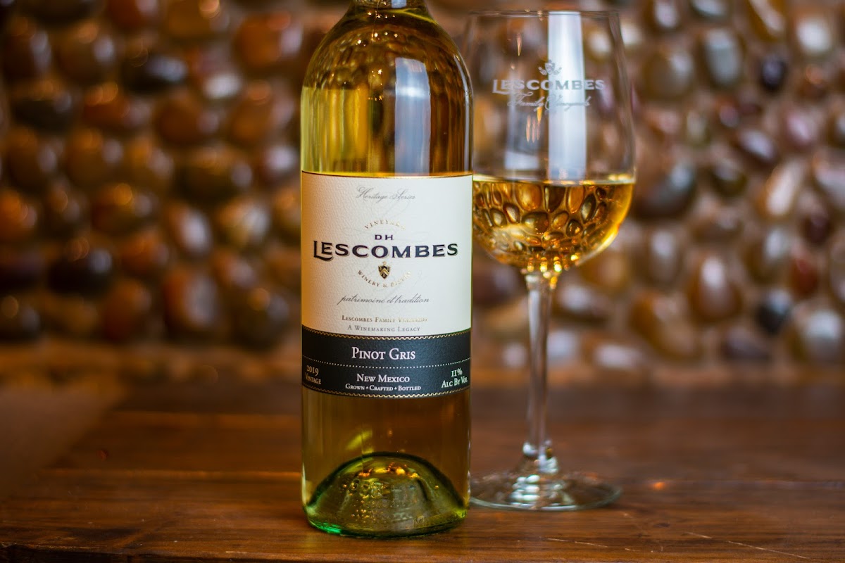 D. H. LESCOMBES WINERY & BISTRO - Old Town Albuquerque, foto 3
