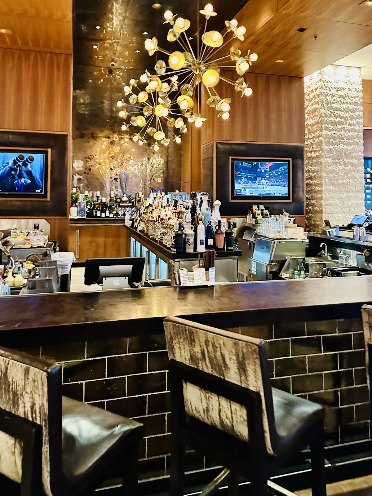 Dean's Italian Steakhouse - Romantic date spot in Austin