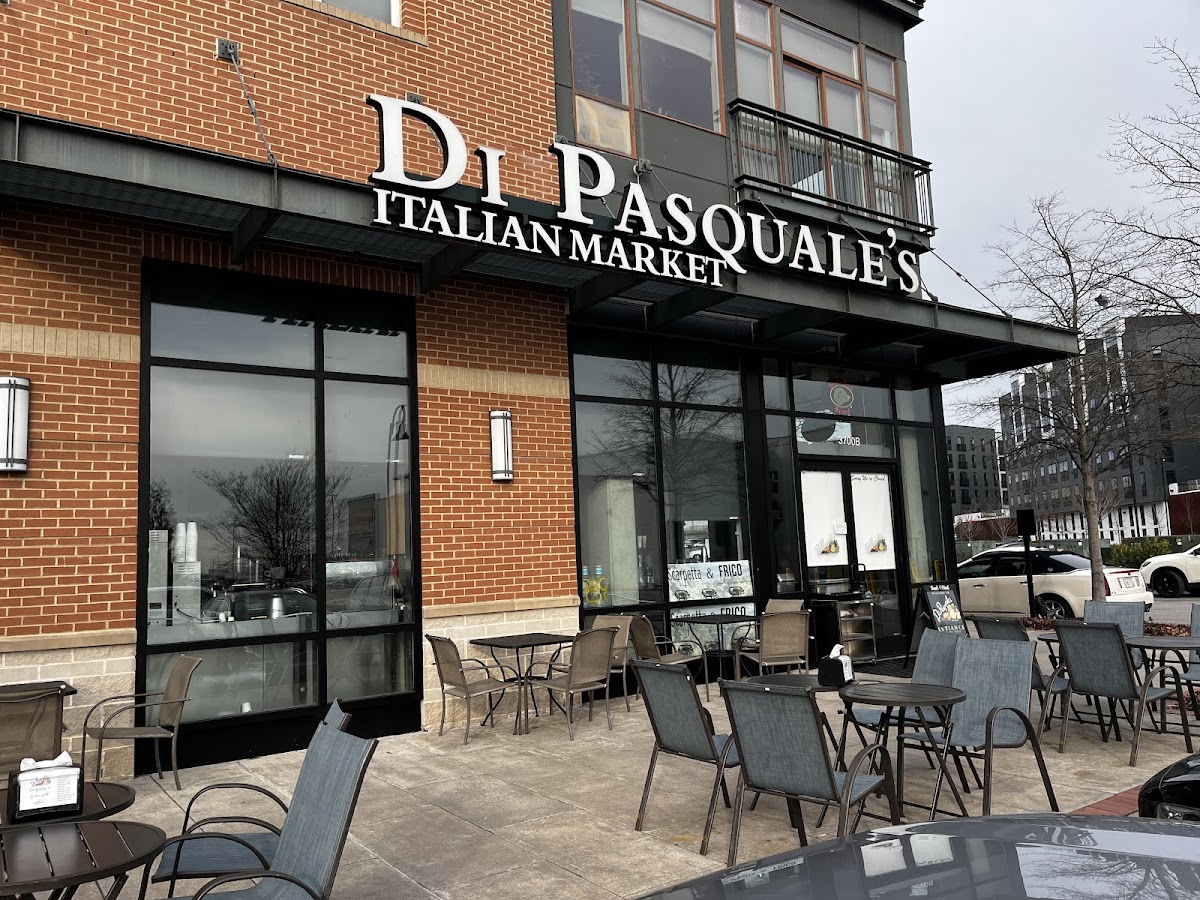 Di Pasquale's - Romantic date spot in Baltimore