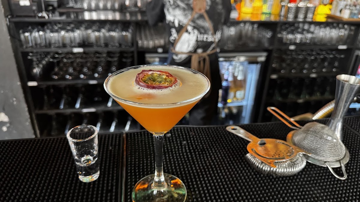 Dirty Martini - Cocktail Bar in Bristol, foto 4