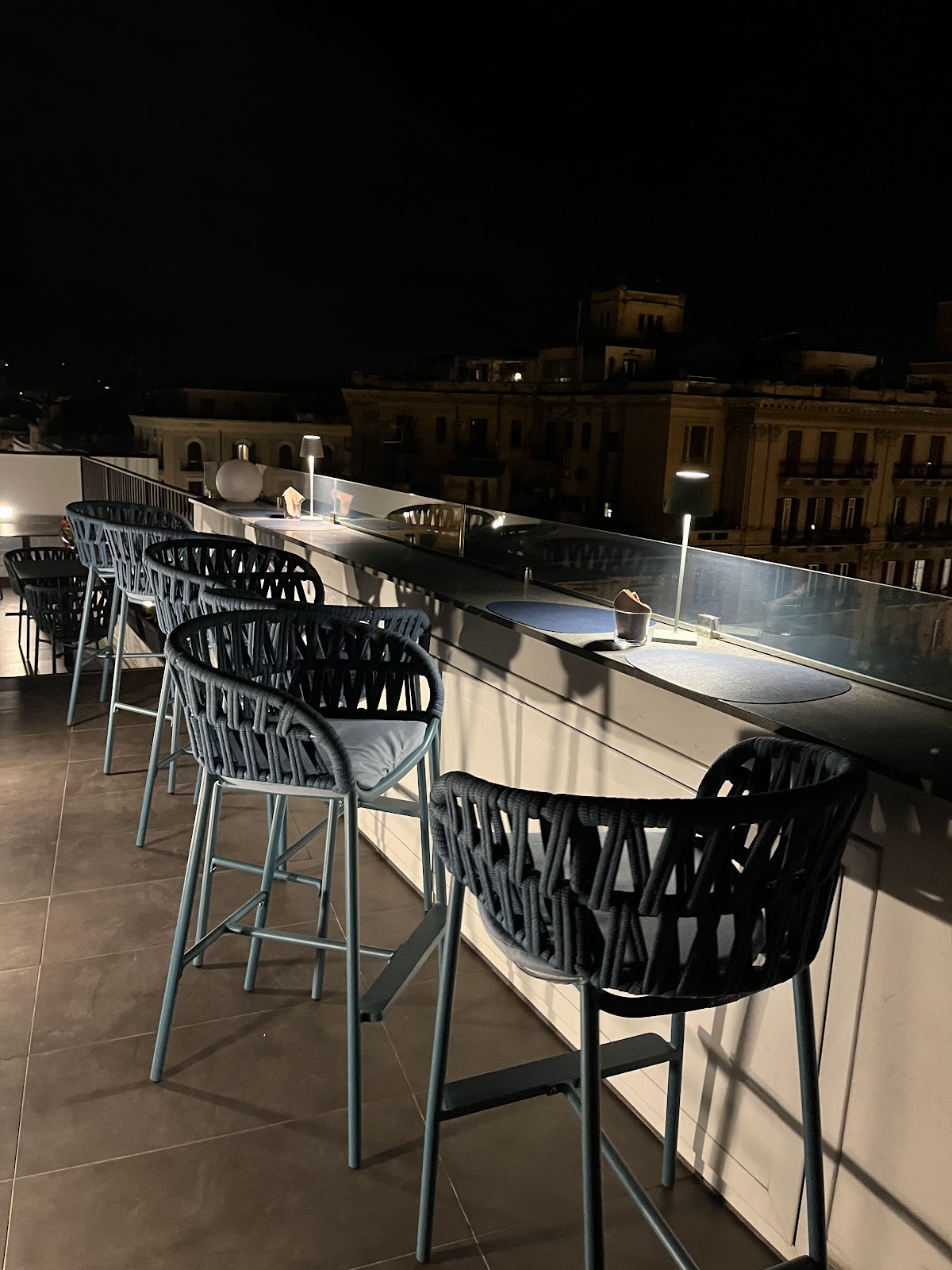 Doba restaurant and terrace, foto 1