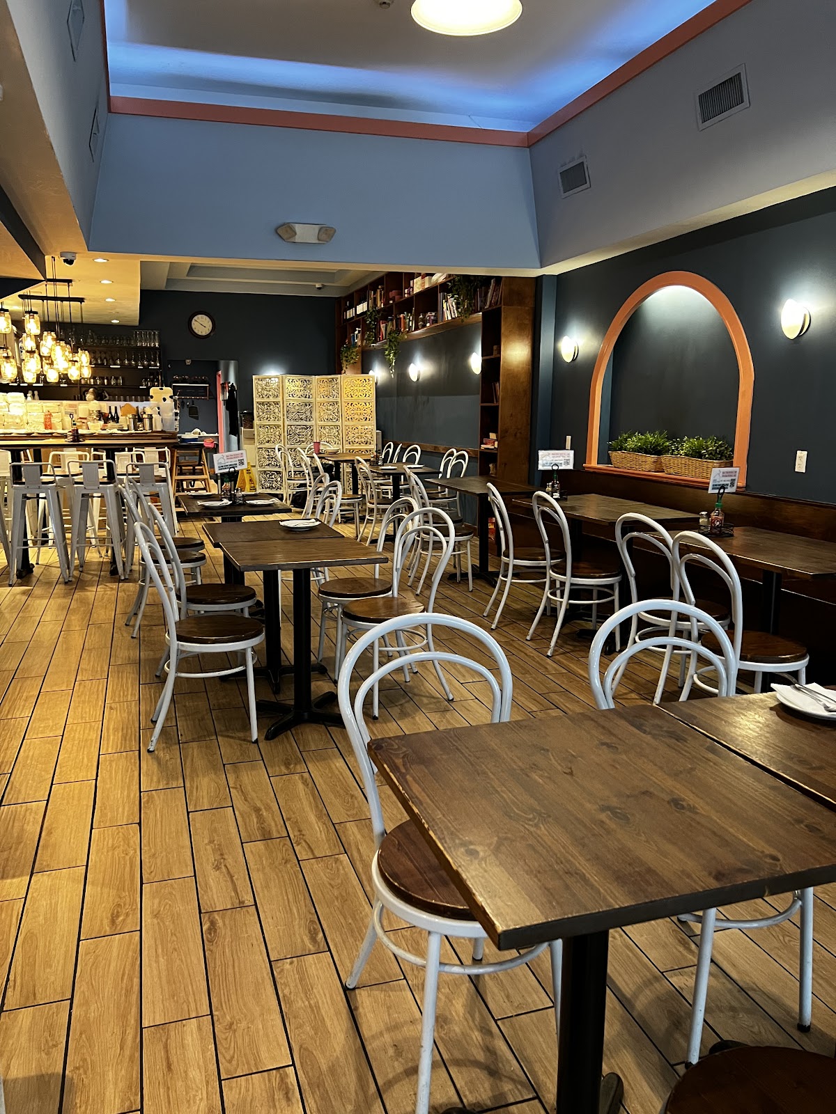 Double Chin Modern Asian Restaurant - Romantic date spot in Boston
