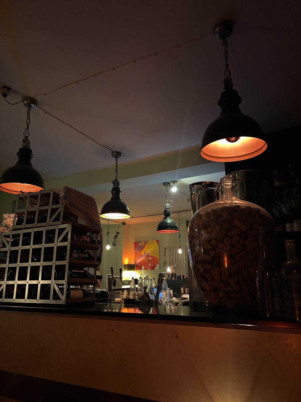 Dr Maury Wine Bar, photo 3