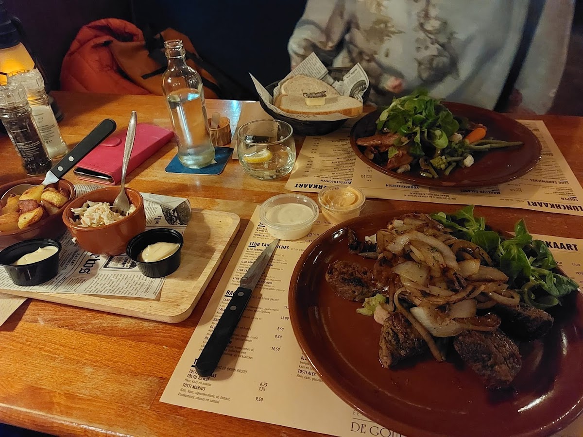 Eetcafé De Gouden Leeuw Bakel, foto 3
