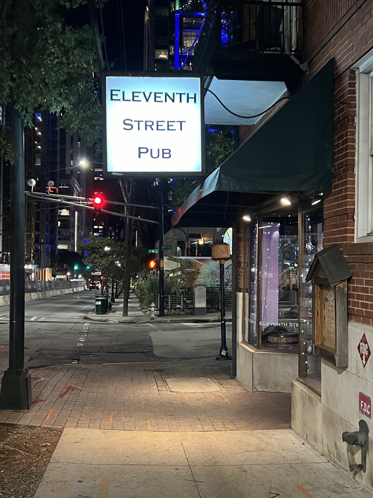 Eleventh Street Pub 4