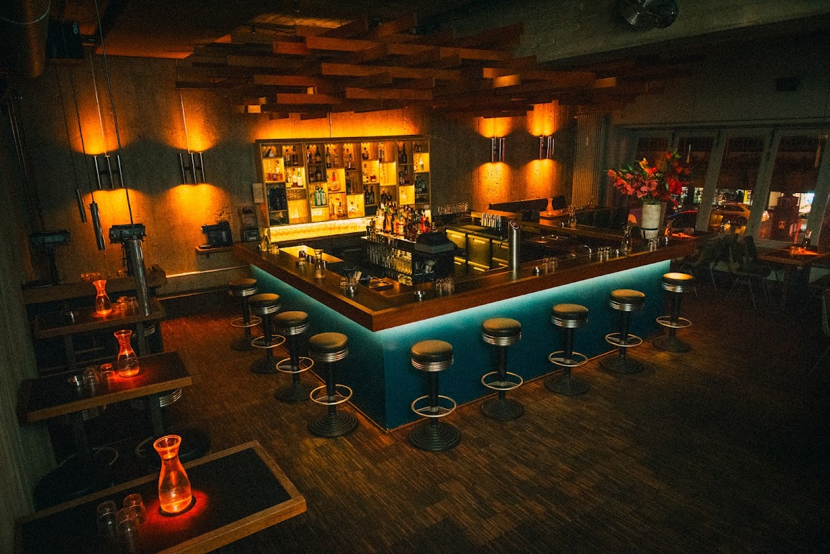 Fahimi Bar, foto 1