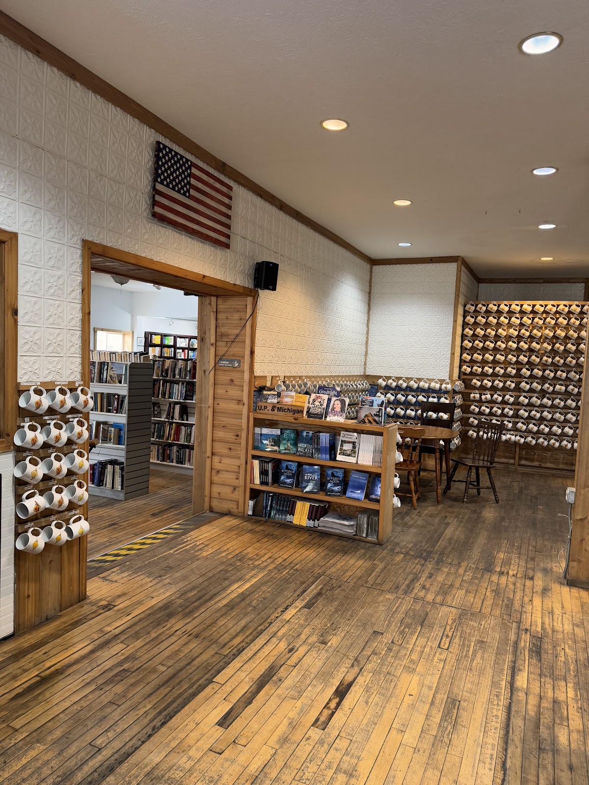 Falling Rock Cafe & Bookstore, foto 1