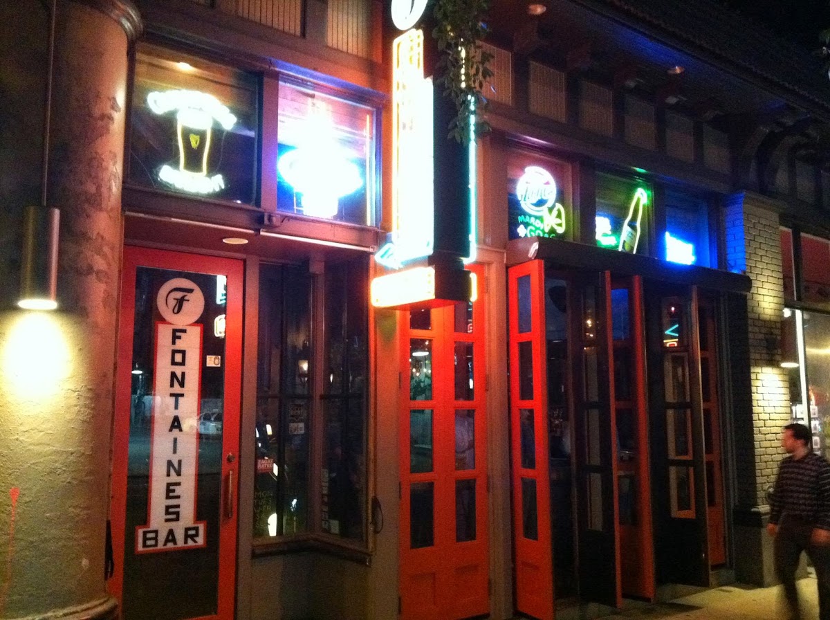 Fontaine's Oyster House - Romantic date spot in Atlanta
