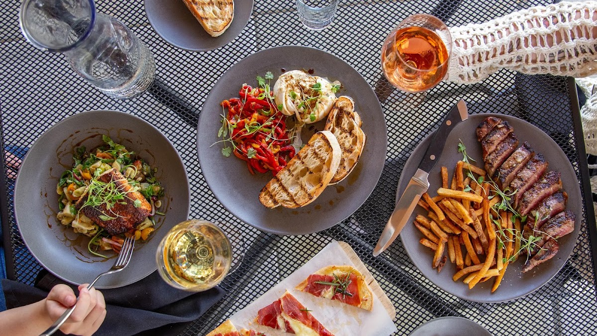 Foxcroft Food & Wine - Dilworth 3