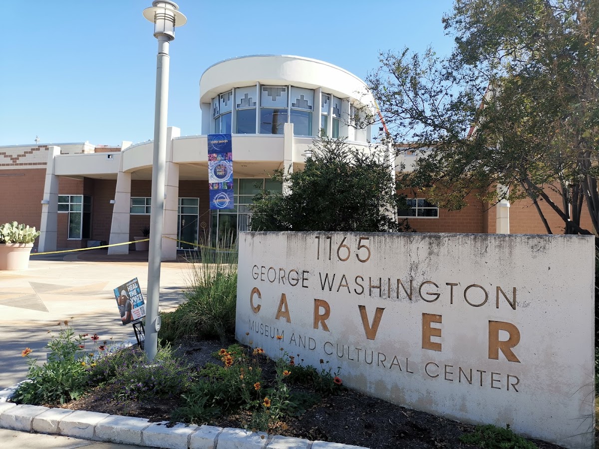 George Washington Carver Museum - Romantic date spot in Austin