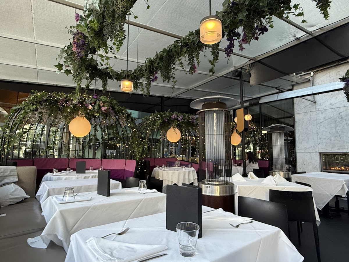 Glowbal Restaurant, photo 2