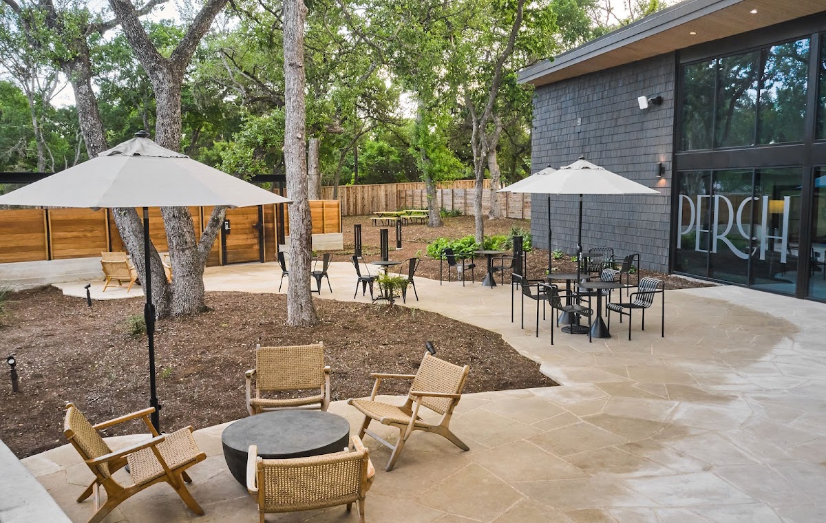 Golden Hour Cafe & Wine Bar, Foto 1