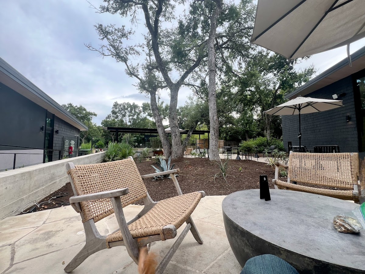 Golden Hour Cafe & Wine Bar, Foto 4