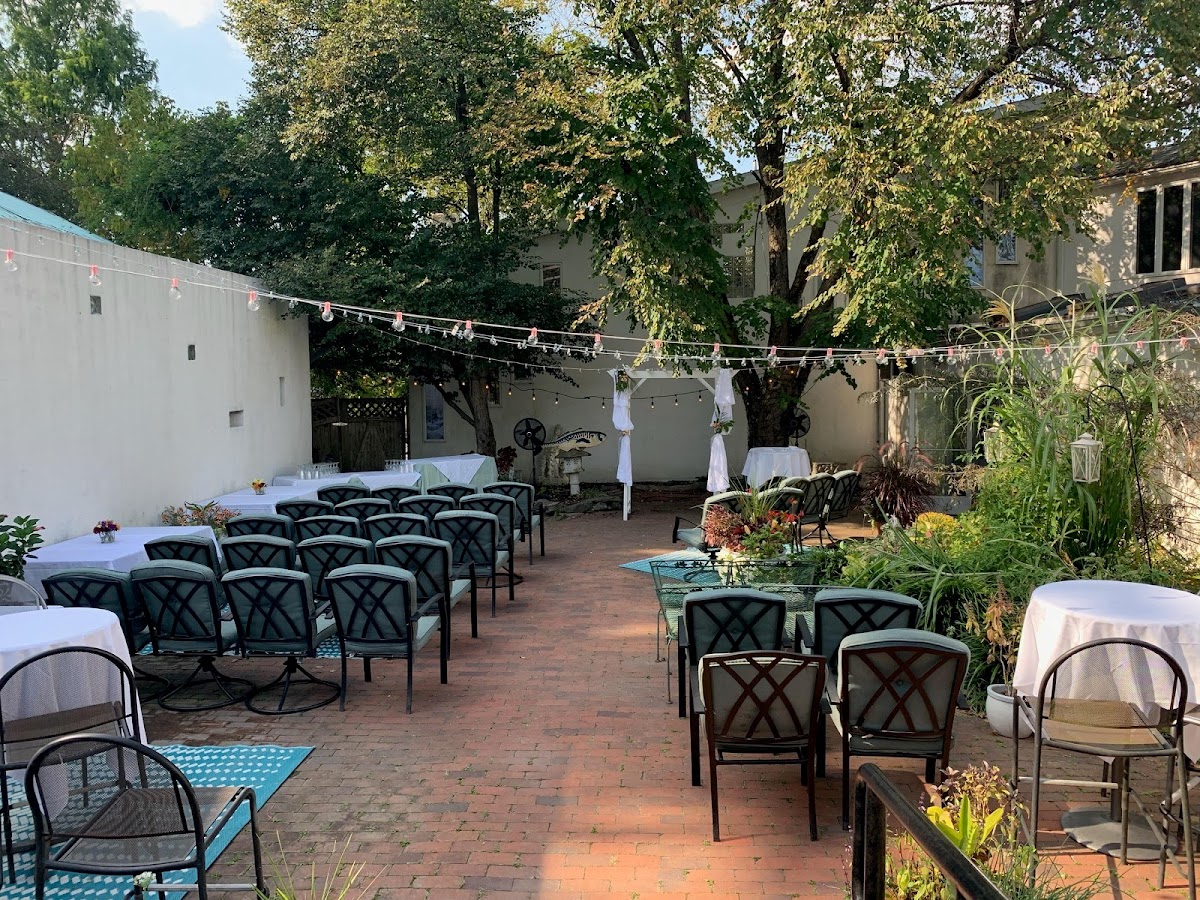Gracie's 21st Century Cafe, foto 1