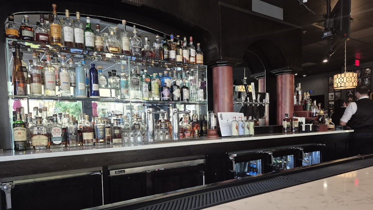 Hamilton Walker's, photo 2