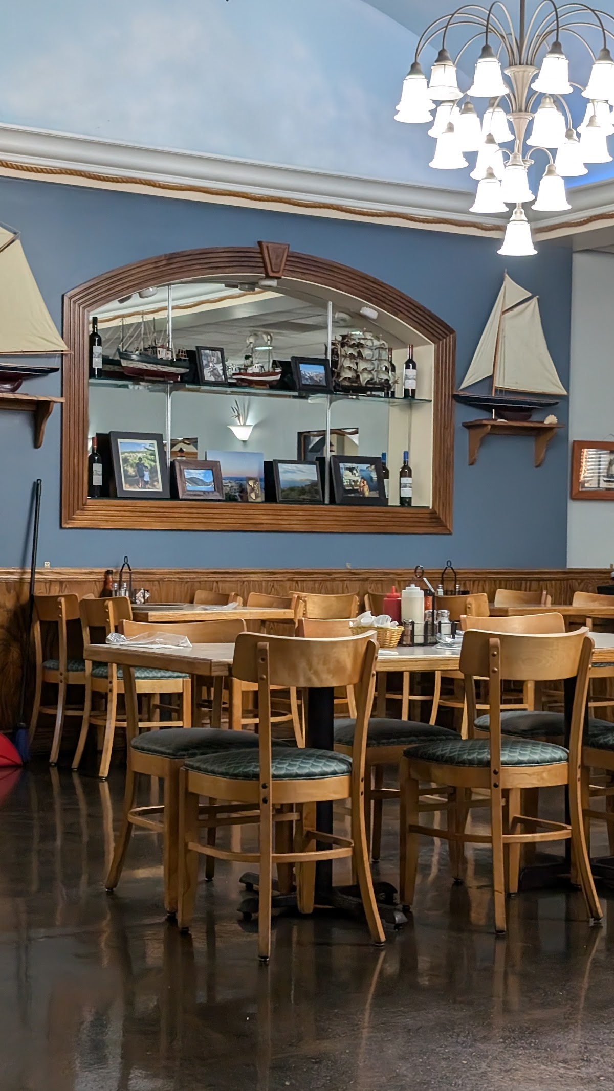 Harbor Inn Seafood, photo 4