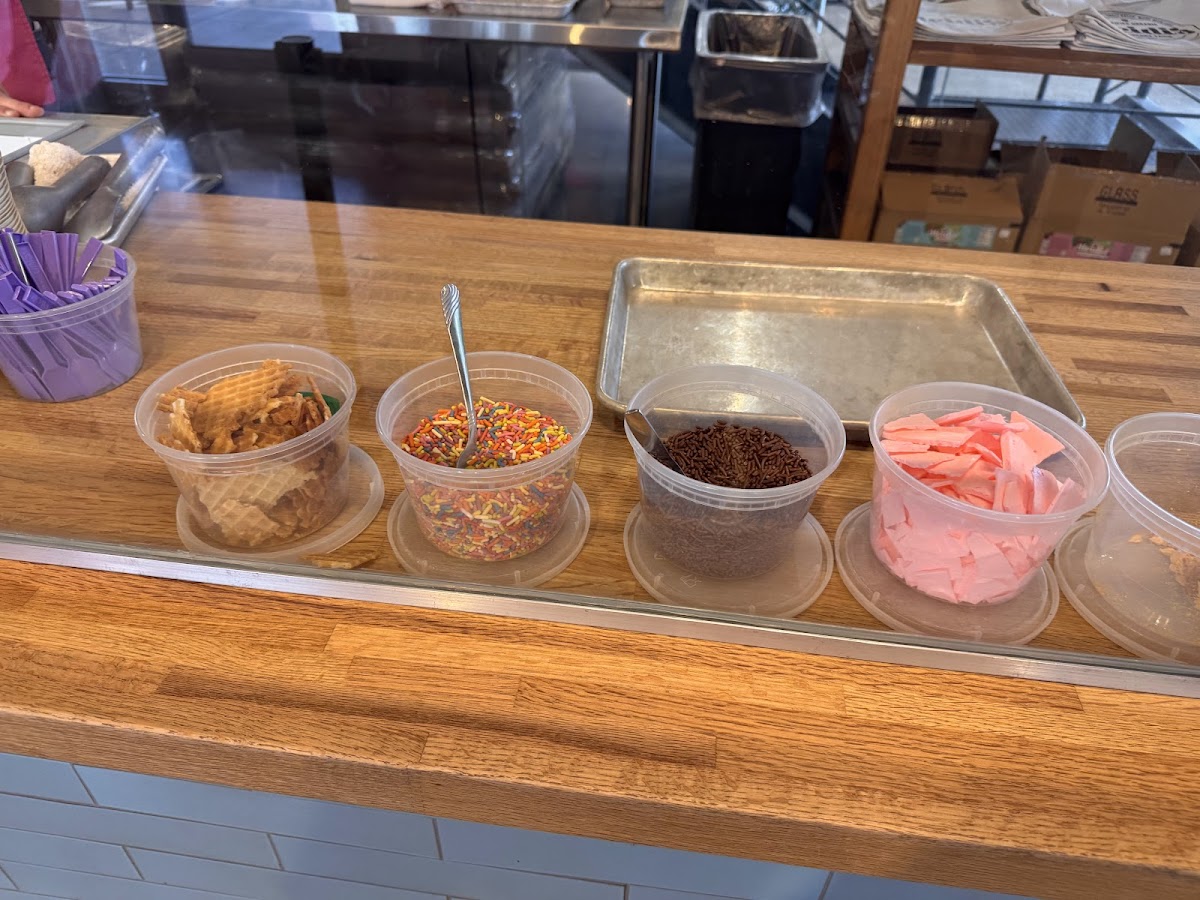 Heidi's Ice Cream Shop 3