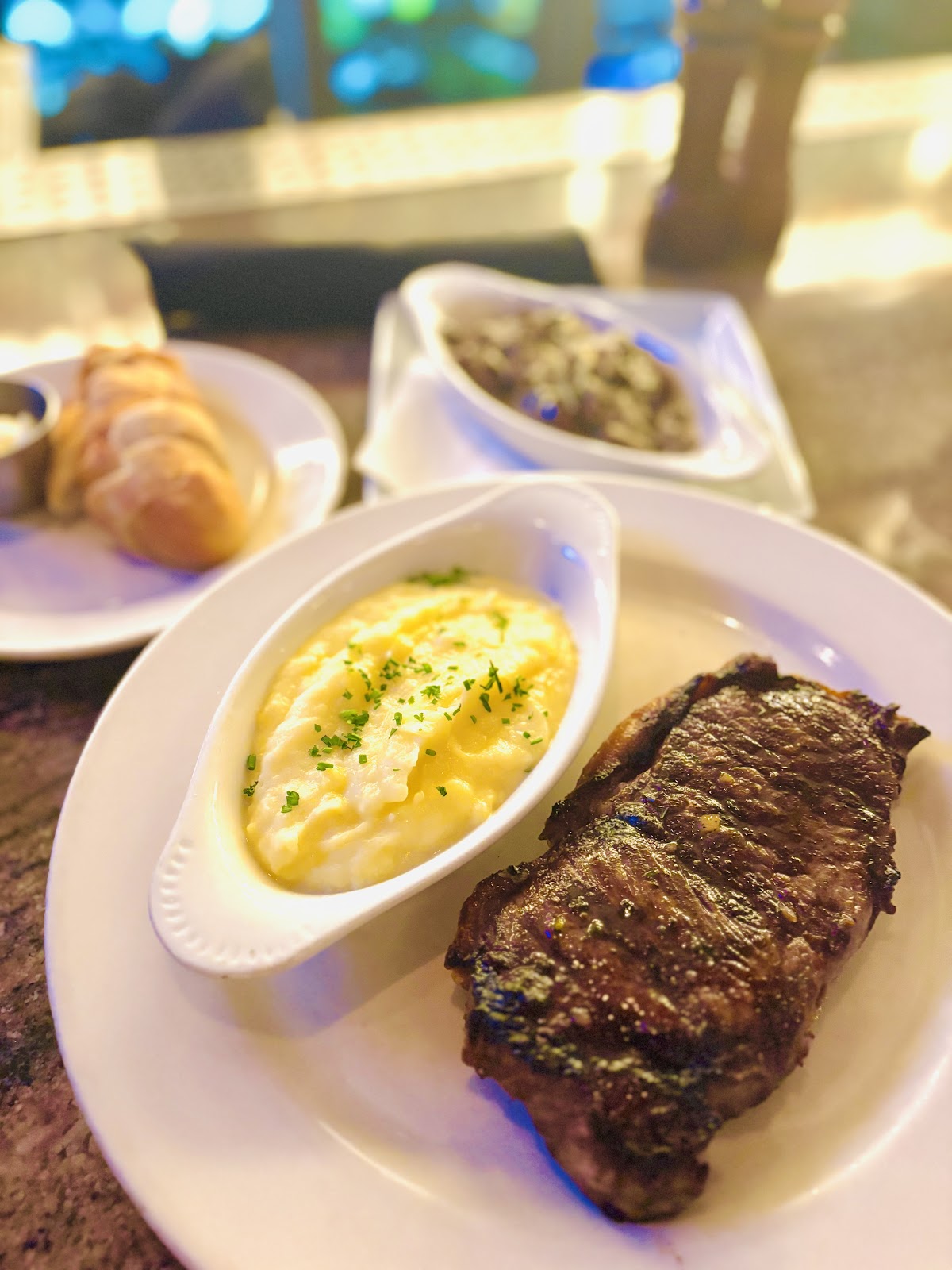 Hennen's, photo 4