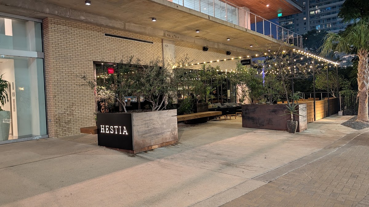 Hestia, Foto 2